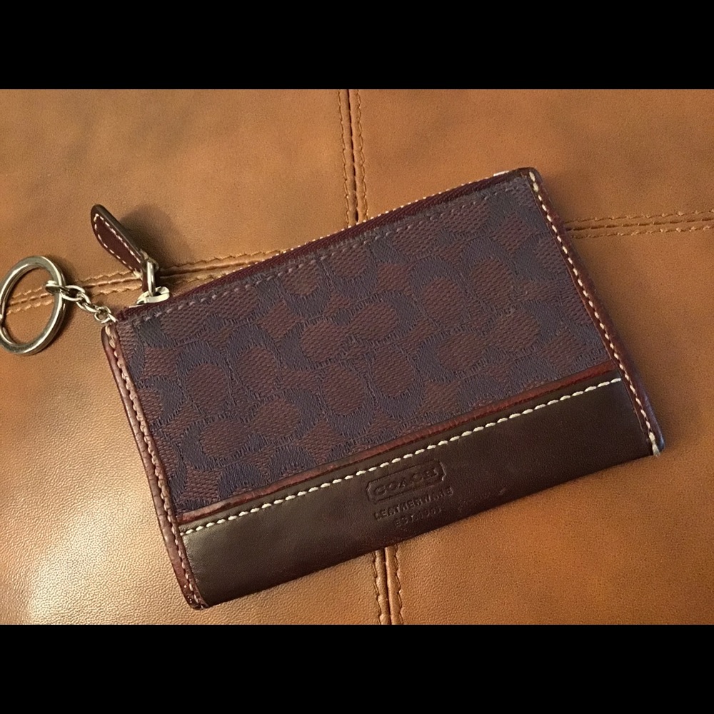 Coach key chain purse